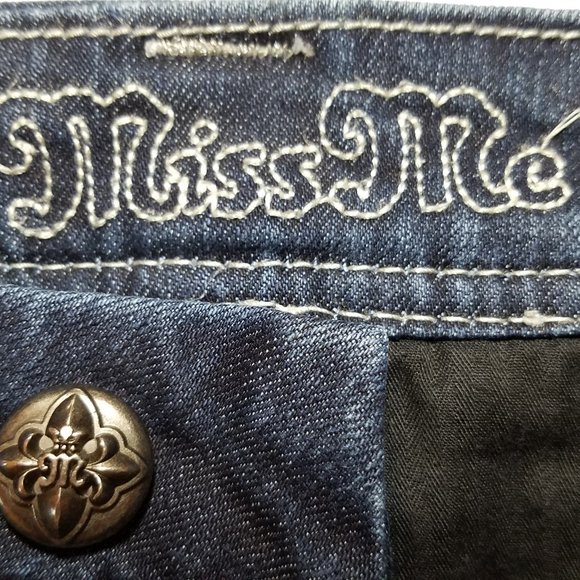 Miss Me JE5731E2L Easy Boot Sequined Jeans - 27 X 33 - Picture 10 of 16